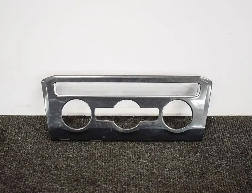 VOLKSWAGEN Tiguan 2 generation (2016-2024) Другие отделочные детали 5NC820073A 3704963