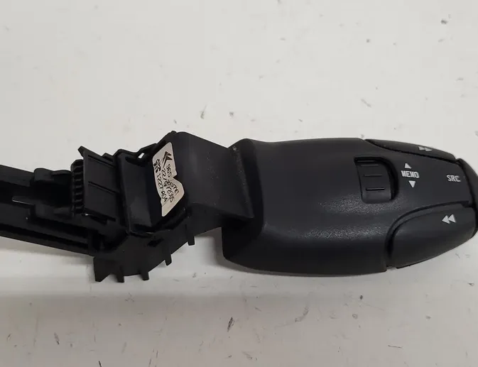 PEUGEOT 407 1 generation (2004-2010) Stūres pogas/slēdži 96538207XT 33153880