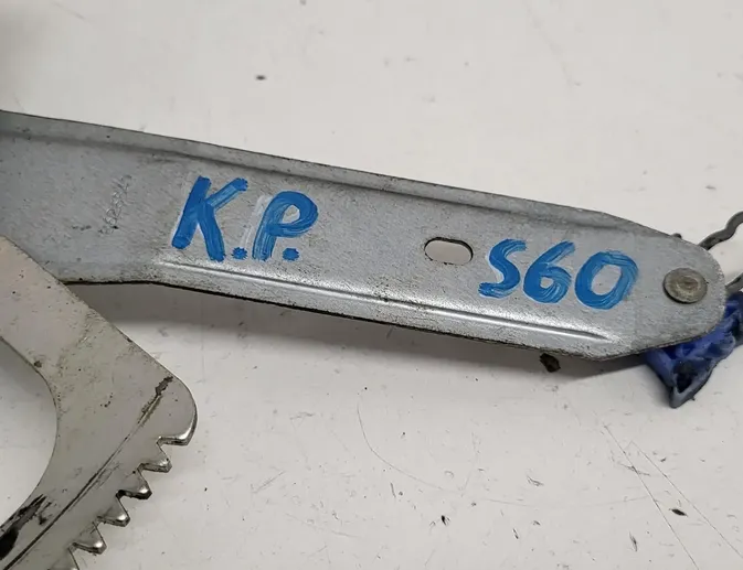 VOLVO S60 1 generation (2000-2009) Rear door window regulator with motor 8626849 33367505