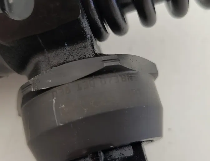 VOLKSWAGEN Touran 1 generation (2003-2015) Degvielas sprausla 038130073BN 33442613