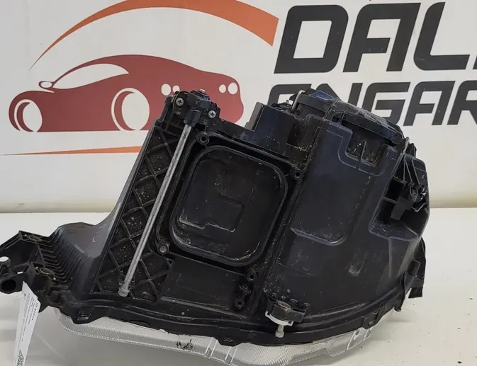 MERCEDES-BENZ ACTROS MP4 (2011-present) Фара передняя правая A9618204339 34021365