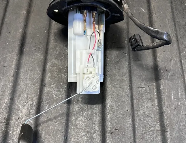 HONDA CB Degvielas sūknis UCT35HU67,T35HU67 33238480