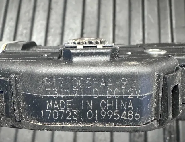 LAND ROVER Discovery 5 generation (2016-2024) Sunroof motor 1743411A,01995486,JY3253508AA,1734471 33492427