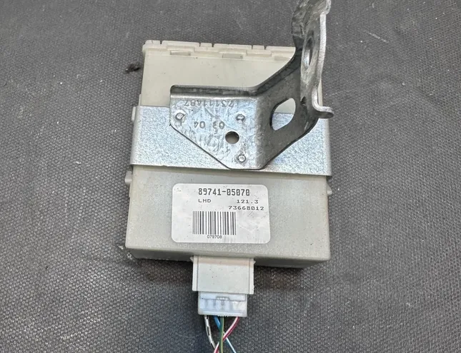 TOYOTA Avensis 2 generation (2002-2009) Блок управления центральным замком 89741-05070,8974105070,73668012 33575727