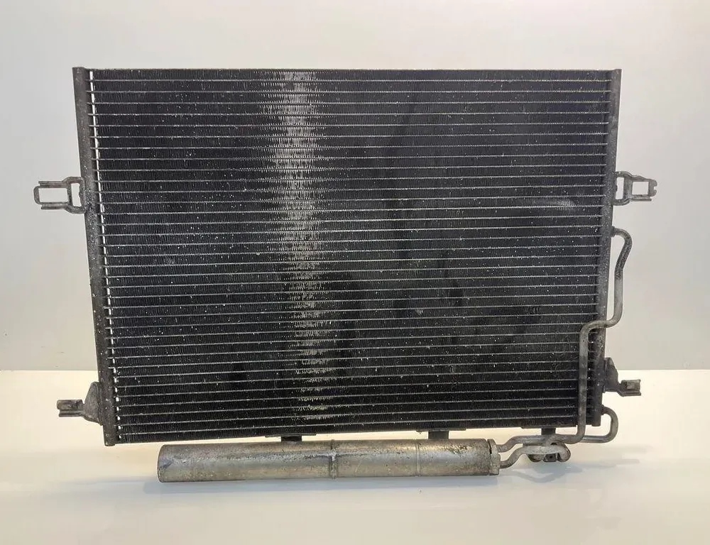MERCEDES-BENZ CLS-Class C219 (2004-2010) Gaisa kondicioniera radiators 33342642