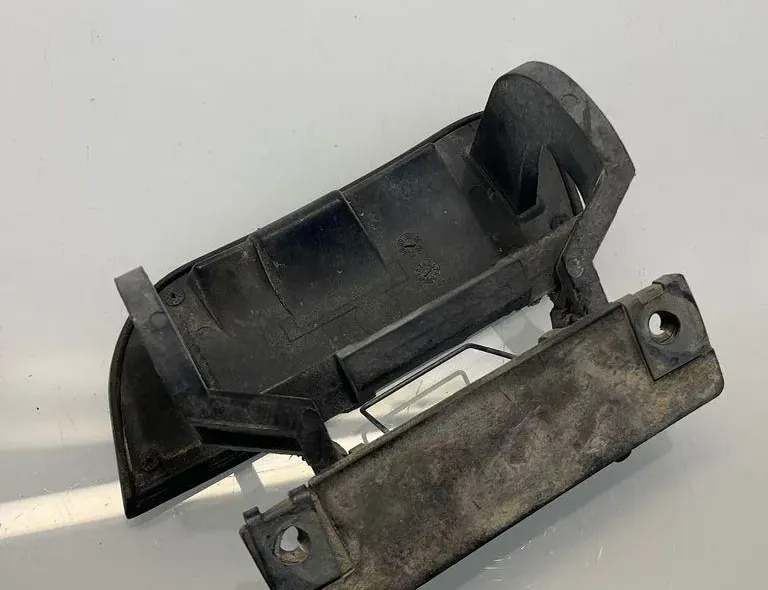 MERCEDES-BENZ S-Class W220 (1998-2005) Left Side Headlamp Washer Cover Cap A2208800405 33343742