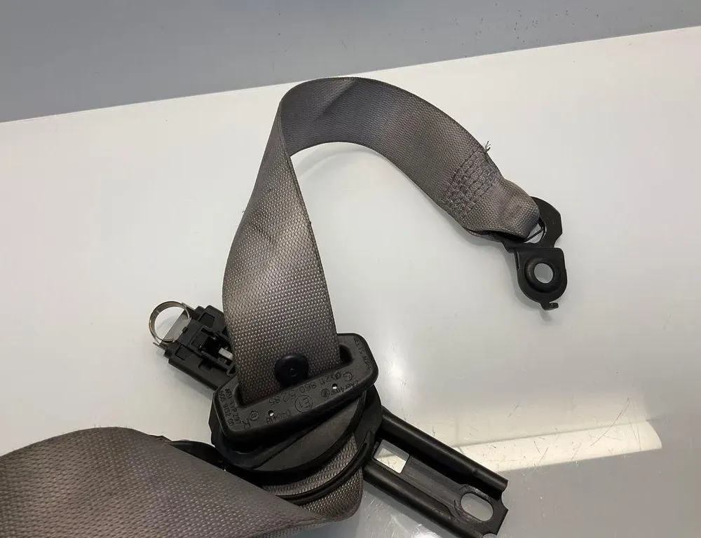 MERCEDES-BENZ E-Class W211/S211 (2002-2009) Front Right Seatbelt 2118605285 33344228