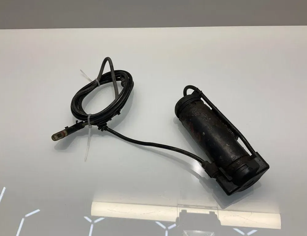 MERCEDES-BENZ E-Class W211/S211 (2002-2009) Aizmugurējais kreisais pneimatiskais amortizators 33405057