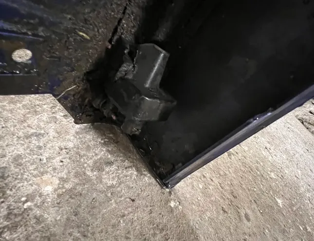 BMW 3 Series G20/G21/G28 (2018-2024) Left Side Plastic Sideskirt Cover 903402789 33544942