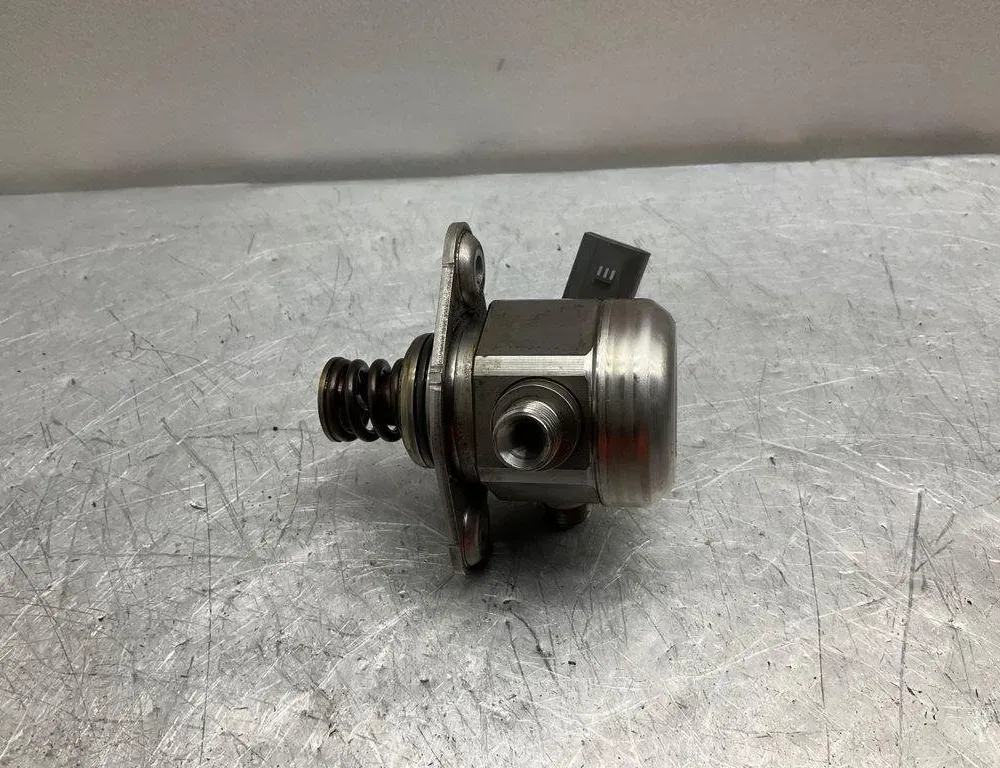 BMW X5 E70 (2006-2013) Degvielas sūknis 7595339 30404141