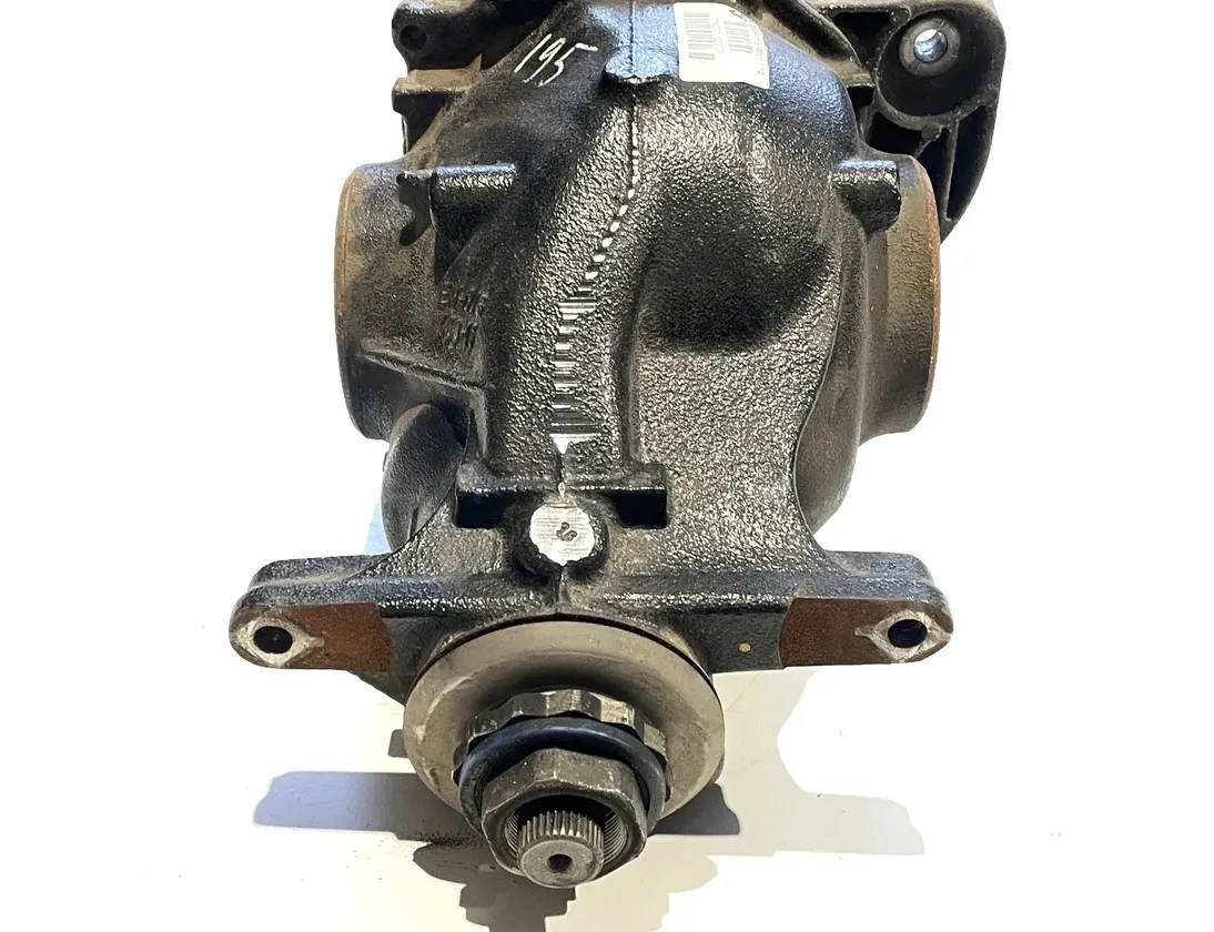 BMW X5 F15 (2013-2018) Aizmugurējais reduktors 7636996,3.15 33566500