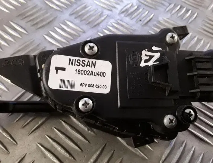 NISSAN Almera N16 (2000-2006) Akseleratora / gāzes pedālis 6PV00862003,18002AU400 25456945