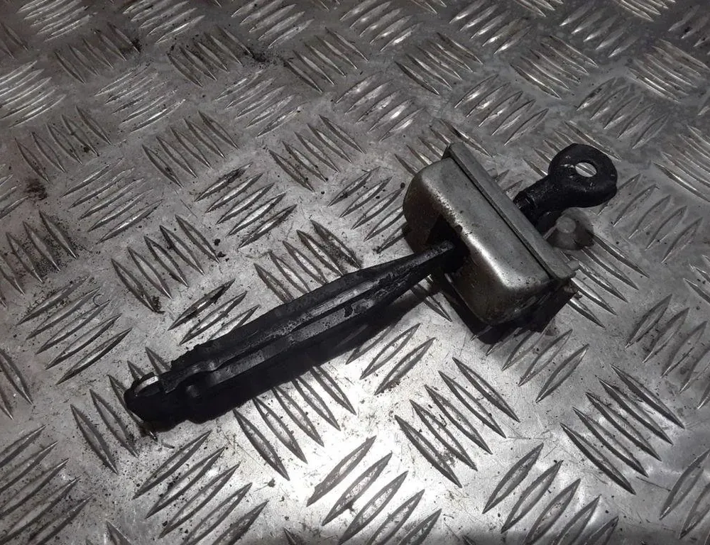 CHEVROLET Cruze 1 generation (2009-2015) Ограничитель задней левой двери 13255733 33833030