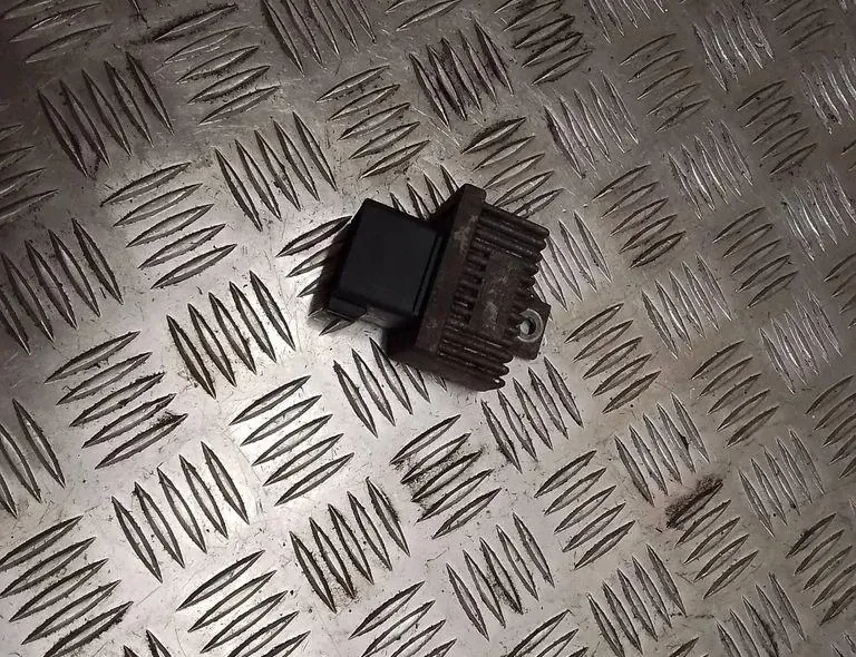 RENAULT Scenic 2 generation (2003-2010) Aizdedzes sveces 7700115078 33838630