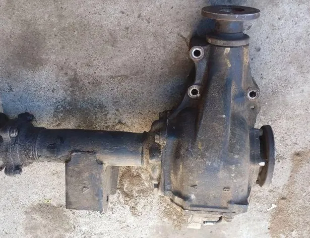 NISSAN Terrano 1 generation (1985-1995) Front Transfer Case 34892570