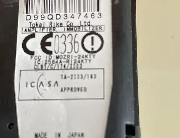 TOYOTA Corolla Verso 1 generation (2001-2009) Aizdedzes atslēga 626399000 33210665