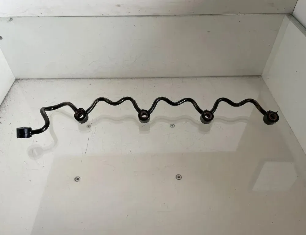 TOYOTA Avensis Verso 1 generation (2001-2003) Degvielas atgaitas caurule 33211413