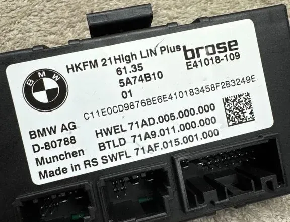 BMW X5 G05/G18 (2018-2024) Блок управления крышки багажника 5A74B10 33502731