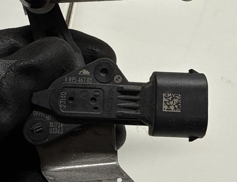 BMW X5 G05/G18 (2018-2024) Priekšējais labais līmeņa sensors 6895467 33543923