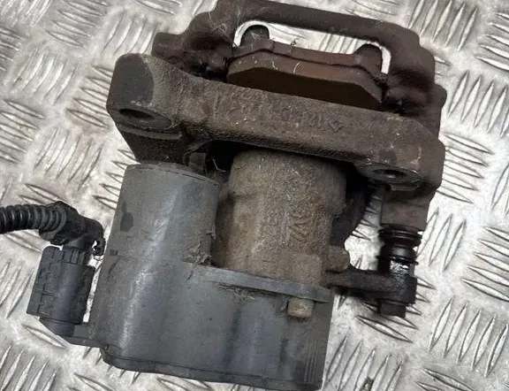 OPEL Grandland X 1 generation (2017-2023) Aizmugurējais kreisais bremžu suports 9819059380 33602347