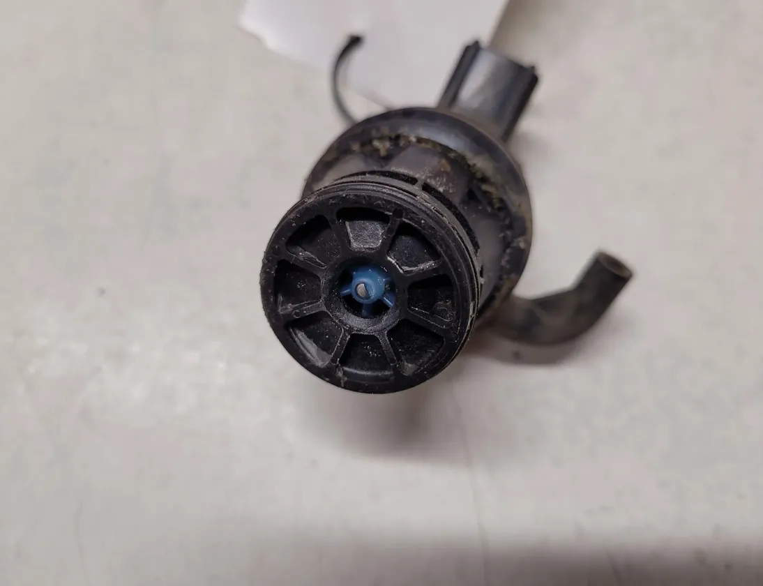 MAZDA 6 GG (2002-2007) Mazgātāja tvertnes motorīts 8603109170 28655881