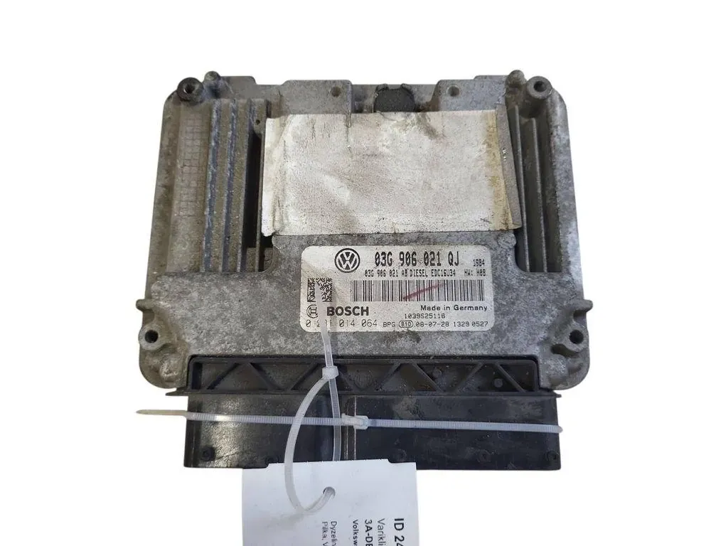 VOLKSWAGEN Golf 5 generation (2003-2009) Engine Control Unit ECU 03G906021QJ 33353371