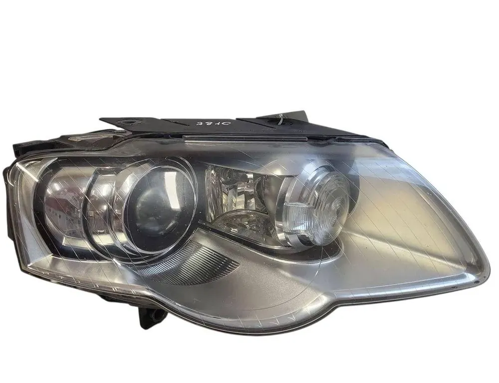 VOLKSWAGEN Passat B7 (2010-2015) Фара передняя правая 3C0941752K 33365651