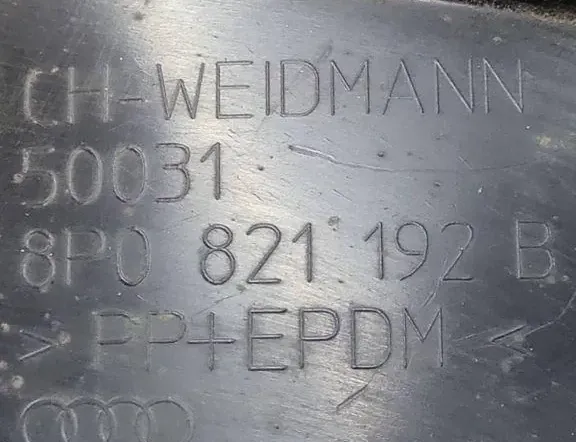 AUDI A3 8P (2003-2013) Front Right Inner Arch Liner 50031 33369038