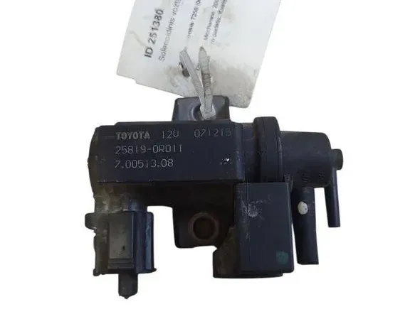 TOYOTA Avensis 2 generation (2002-2009) Solenoīda vārsts 258190R011 33503494