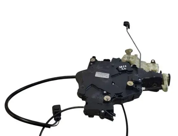 VOLKSWAGEN Caddy 3 generation (2004-2015) Замок боковых левых дверей 2K0843653G 33530941