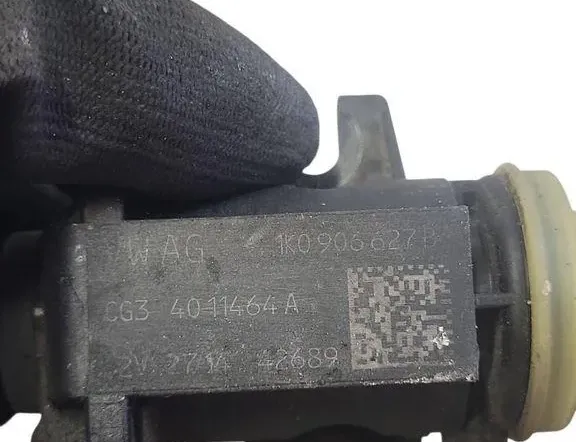 SKODA Yeti 1 generation (2009-2018) Solenoīda vārsts 1K0906627 33534169