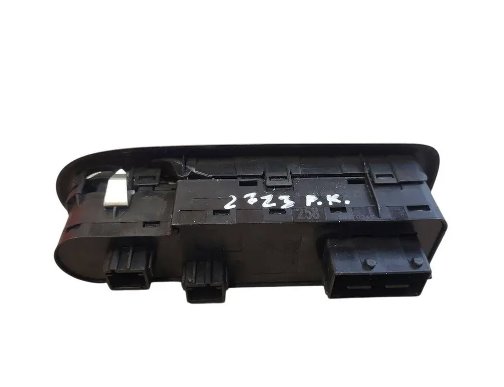 CITROËN C5 2 generation (2008-2017) Priekšējo kreiso durvju logu pacēlāja slēdži 96660258XT 33577674