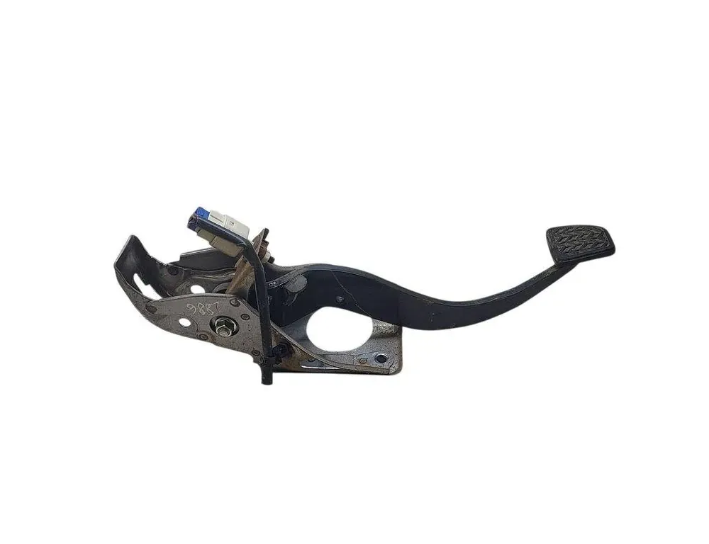 TOYOTA Verso 1 generation (2009-2015) Педаль тормоза 33799502