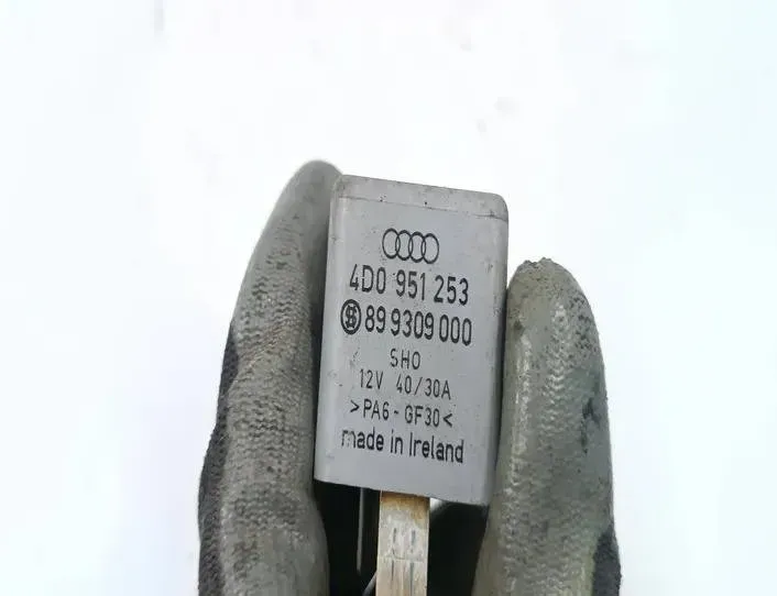 AUDI A4 B5/8D (1994-2001) Relejs 899309000,4D0951253 27169778