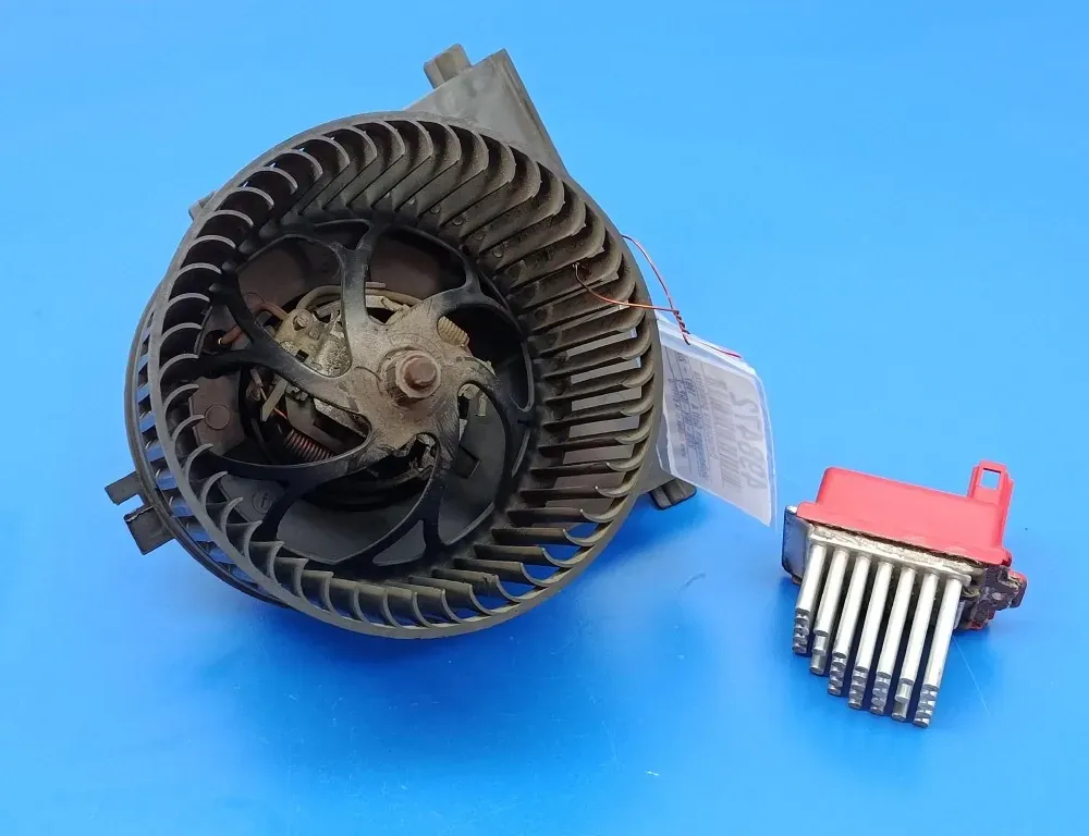 VOLKSWAGEN Golf 4 generation (1997-2006) Печка салона 1J1819021A 33525649