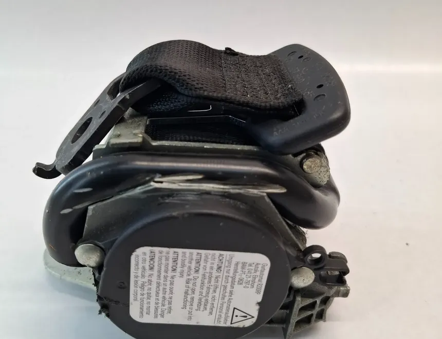 MERCEDES-BENZ C-Class W204/S204/C204 (2004-2015) Aizmugurējā labā drošības josta A2078602385 33207068