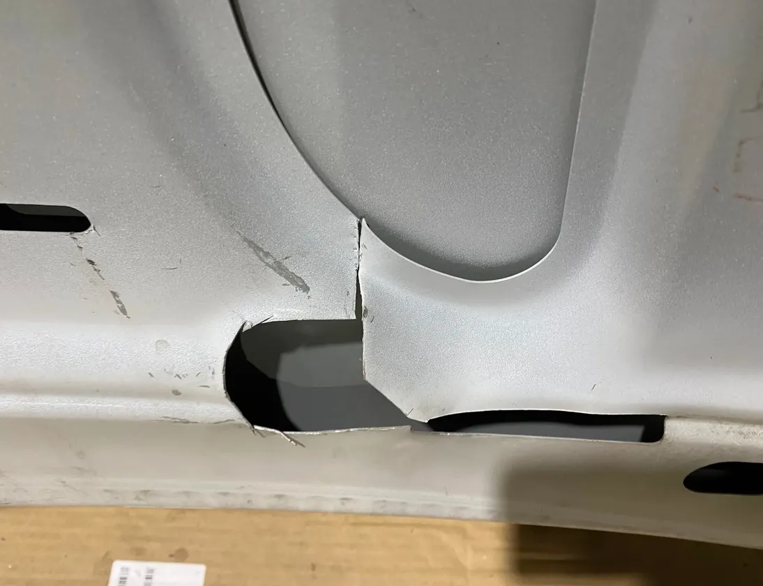 VOLVO V40 1 generation (1996-2004) Bonnet 31301034 33727854