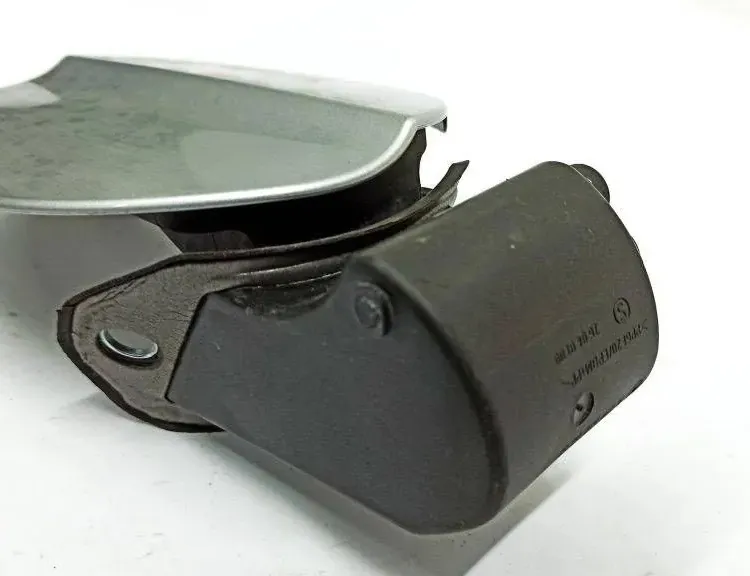 MERCEDES-BENZ CLS-Class C219 (2004-2010) Fuel Tank Flap A2195840017,A2195300082,A0005846517 34319775