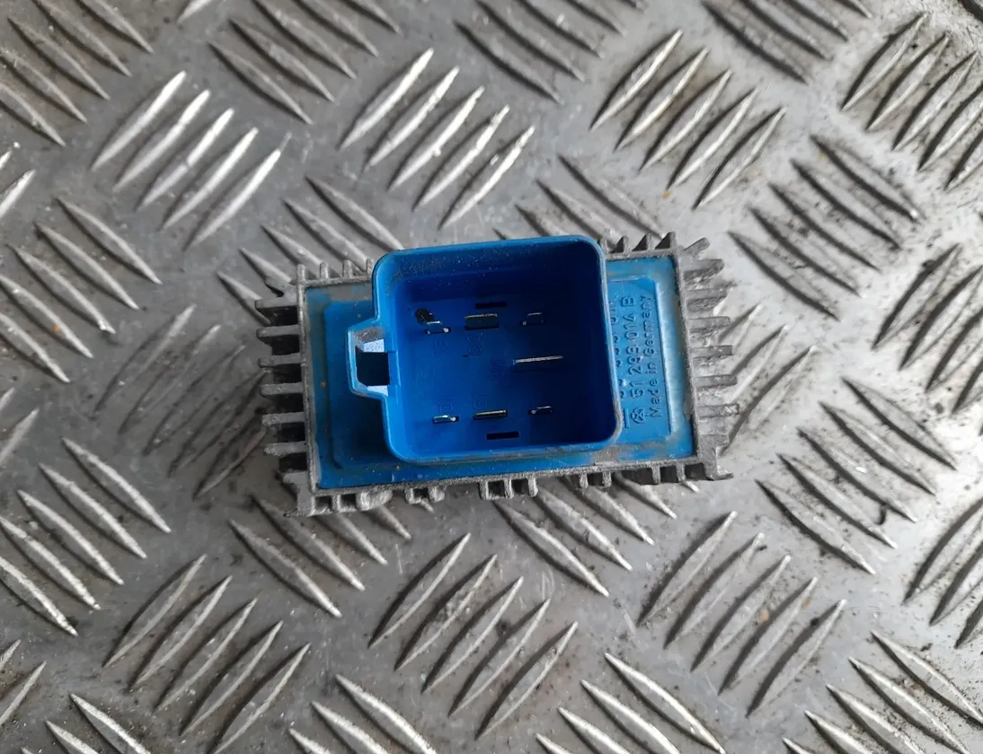 OPEL Zafira B (2005-2010) Aizdedzes sveces 55353011 12044923