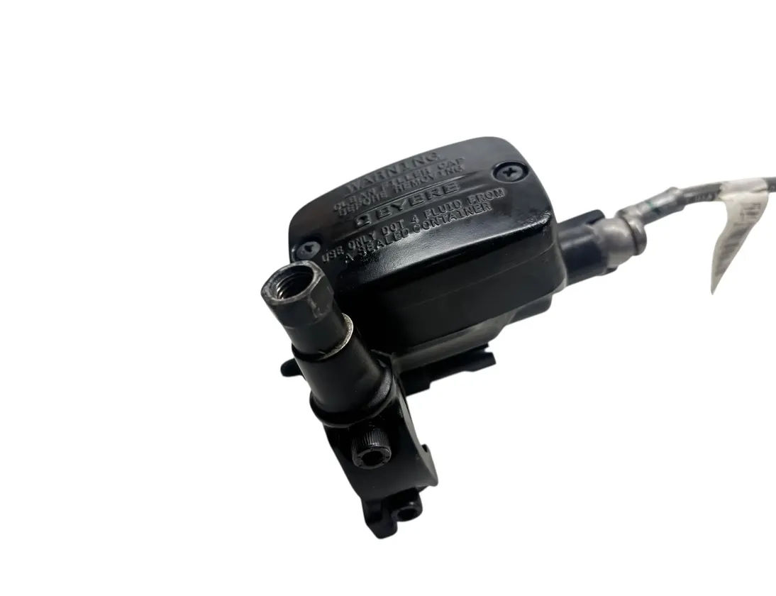 BMW C Aizmugurējais bremžu cilindrs 34807737