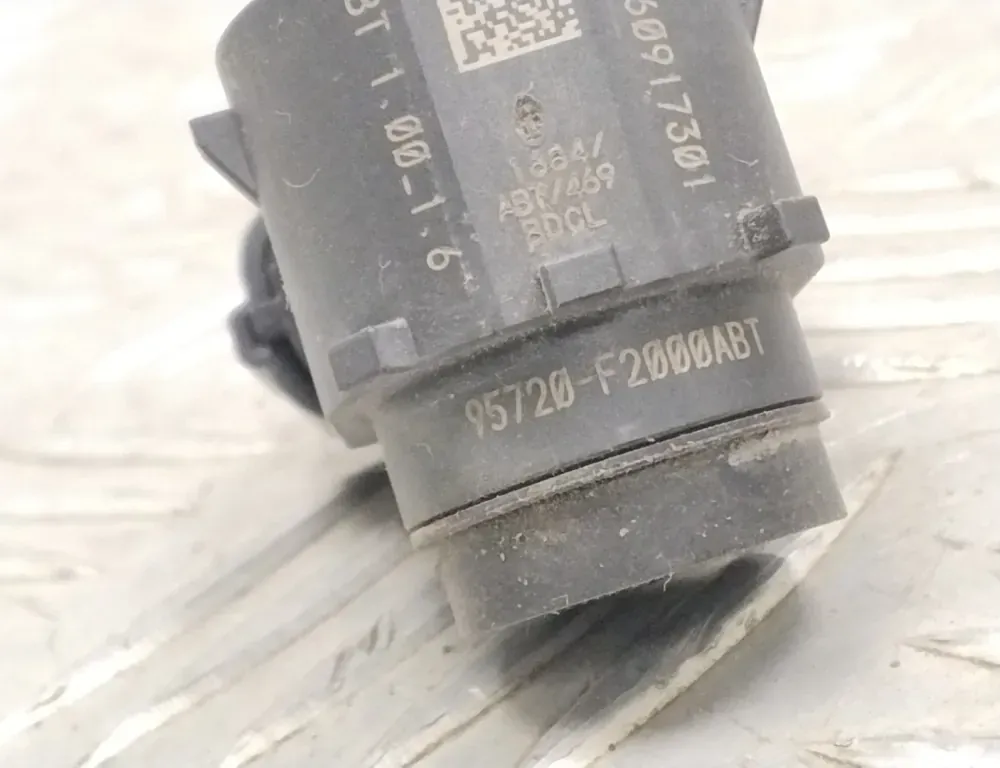 KIA Niro 1 generation  (2016-2022) Передний парктроник 95720F2000ABT 33614940