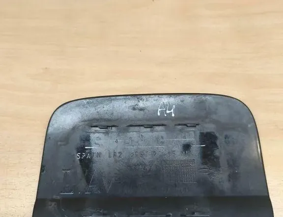 AUDI A4 B8/8K (2011-2016) Degvielas tvertnes vāciņa bloķēšana 8K0809907 33975338