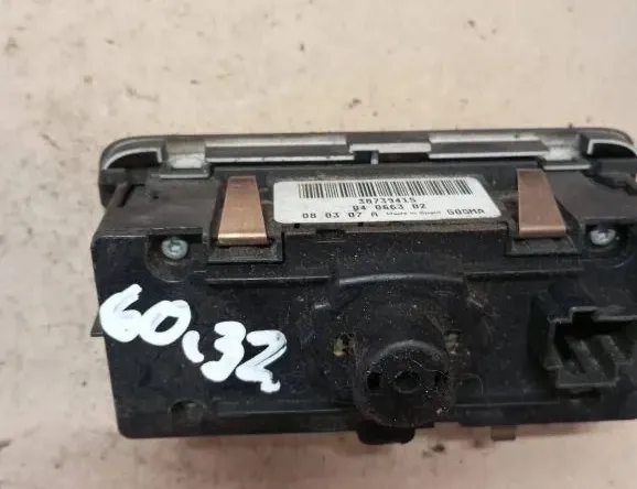 VOLVO XC70 2 generation (2000-2007) Переключатель света 30739415,04066302 33121071