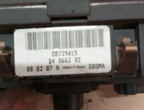 VOLVO XC70 2 generation (2000-2007) Переключатель света 30739415,04066302 33121071