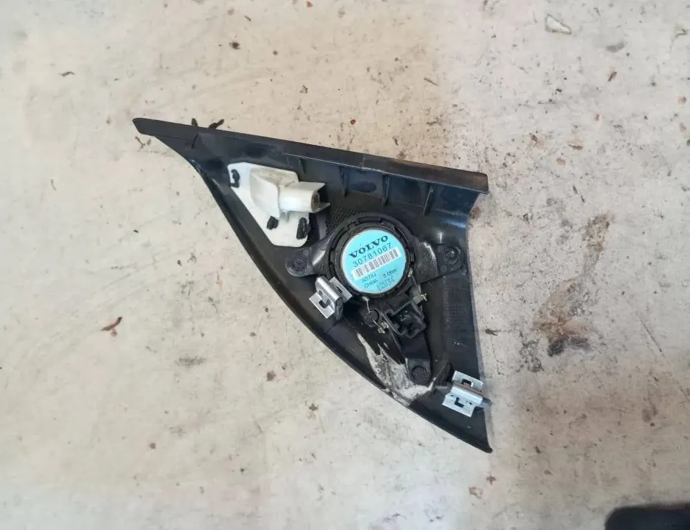 VOLVO V70 3 generation (2007-2020) Priekšējo kreiso durvju skaļrunis 30781067,AD7XJ 33121668