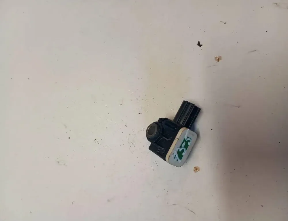 VOLVO S60 2 generation (2010-2020) Боковой датчик удара левый 8V4T14B006AA 33121944