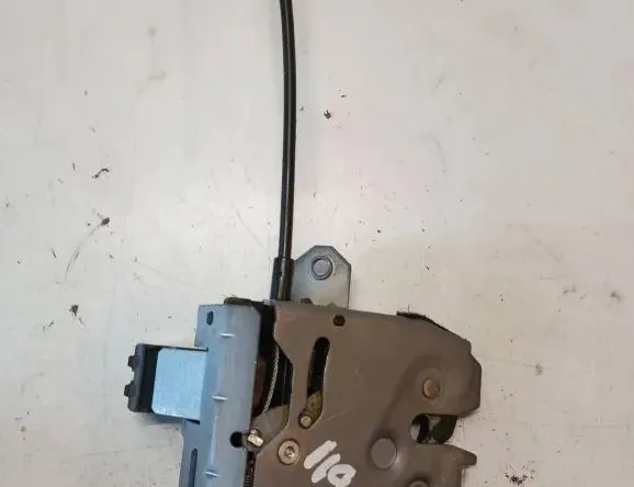 VOLVO XC60 1 generation (2008-2017) Aizmugurējā bagāžnieka slēdzene 31253170 33123323