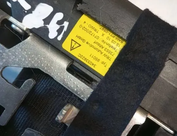 VOLVO XC60 1 generation (2008-2017) Aizmugurējā kreisā drošības josta 34060407 33123498