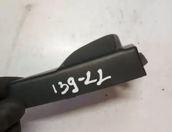 VOLVO V70 2 generation (2000-2008) Priekšējo kreiso durvju skaļrunis 30781067 33123526