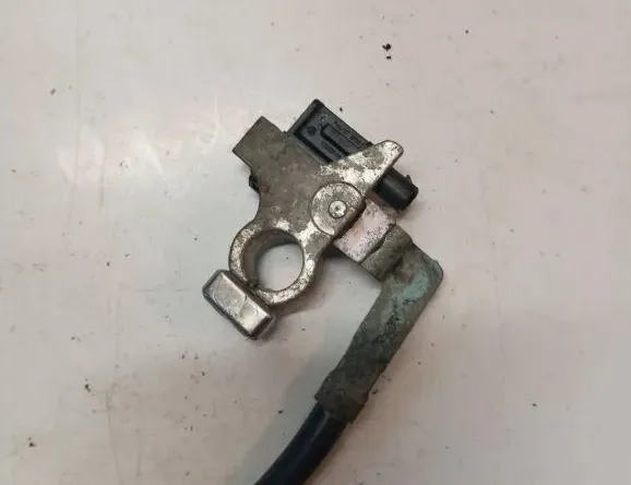 VOLVO XC70 3 generation (2007-2020) Отрицательный кабель аккумулятора 30644808 33124734